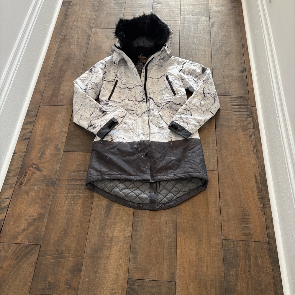 Burton Women's Black and White Hooded Jacket